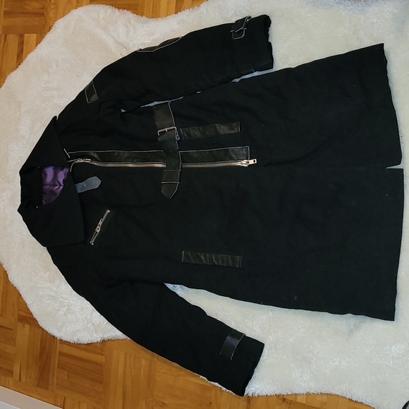 Fall and winter jacket! - Picture 4 of 7